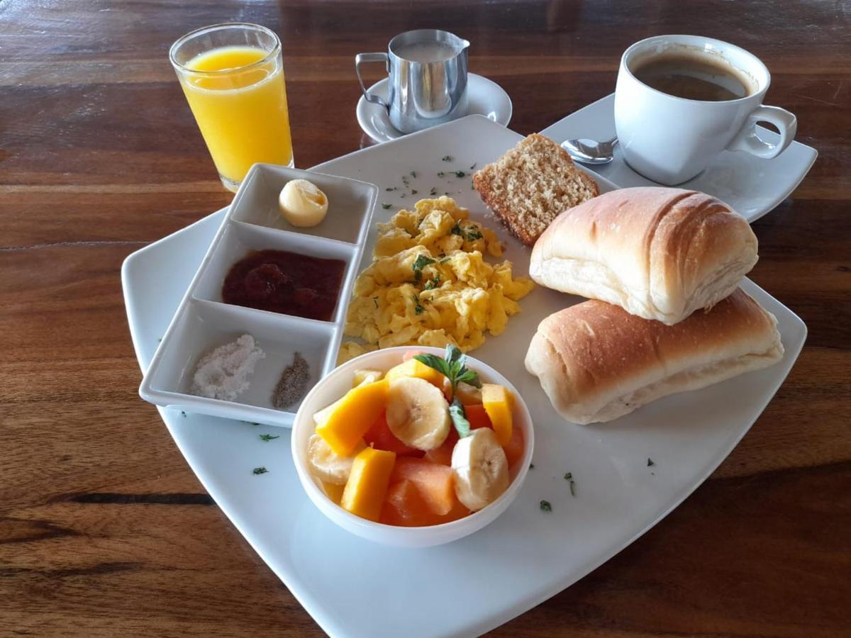 Hotel Bambu Canoa Eksteriør billede